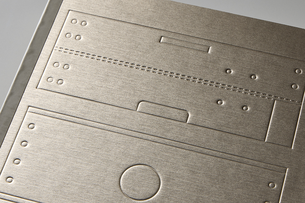 大東精機株式会社　WILL BOOK（合紙／空押し／特殊製本）