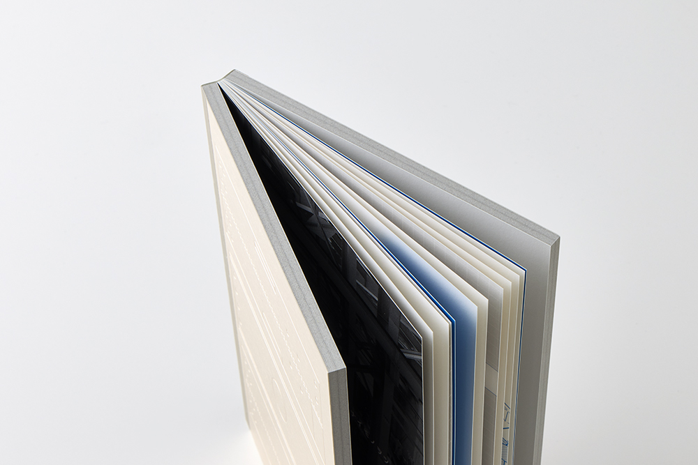 大東精機株式会社　WILL BOOK（合紙／空押し／特殊製本）