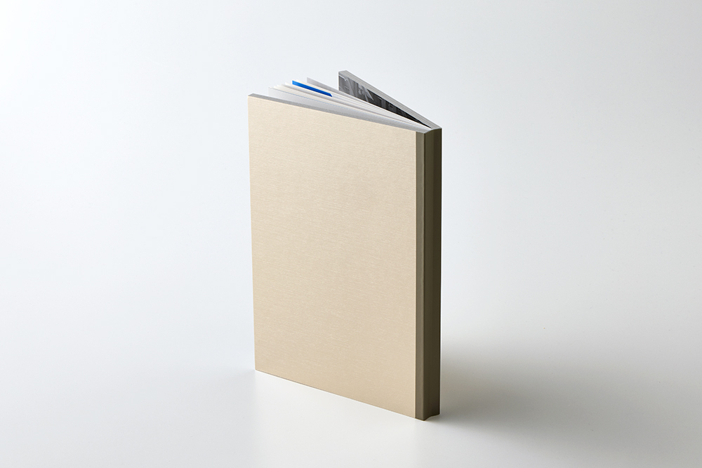 大東精機株式会社　WILL BOOK（合紙／空押し／特殊製本）